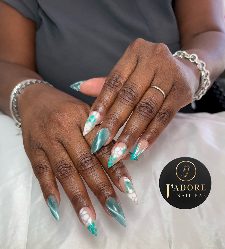 J'adore Nail Bar